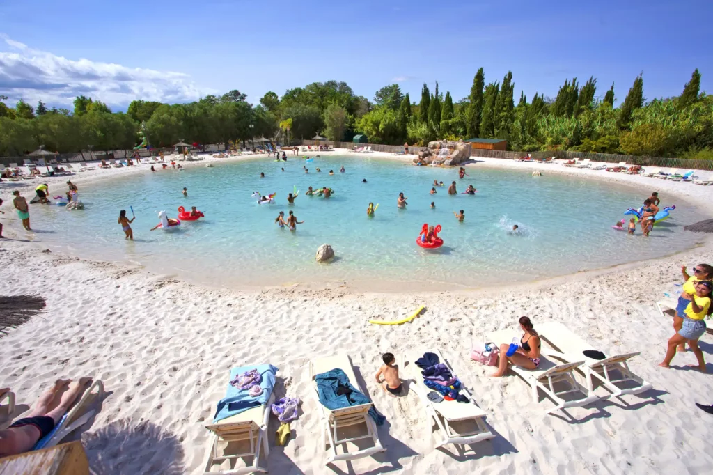 camping argeles sur mer avec lagon