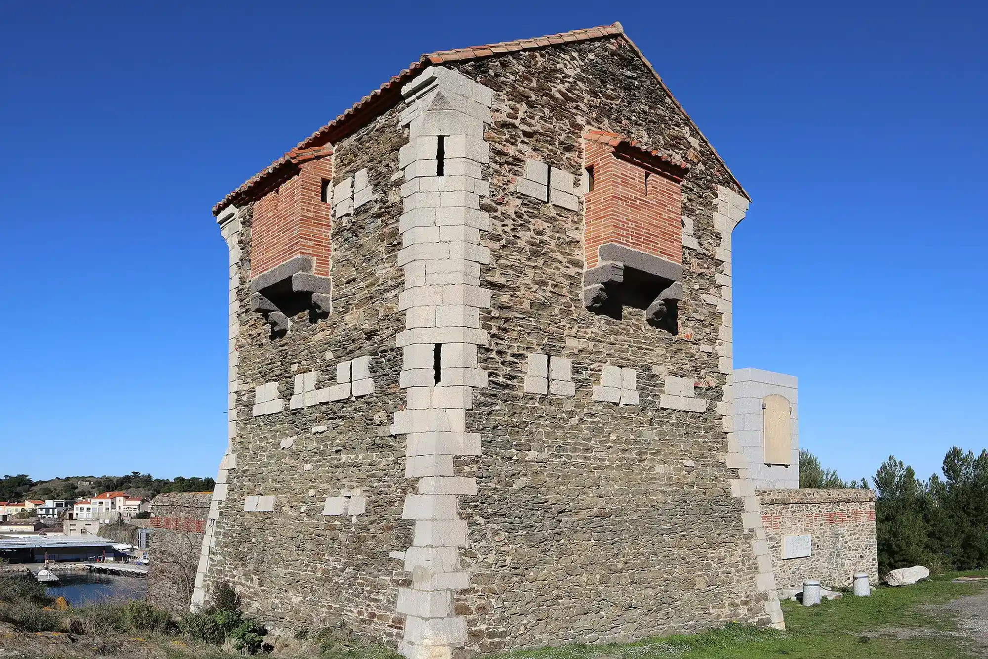 port vendres redoute bear
