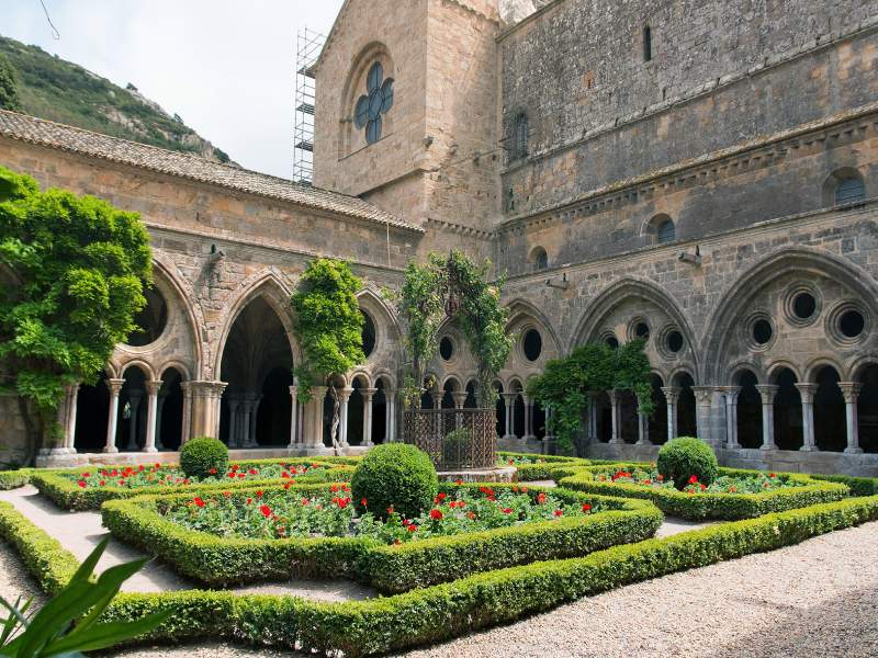 jardins abbaye fontfroide