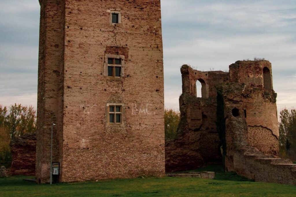 Histoire de la forteresse de Salses