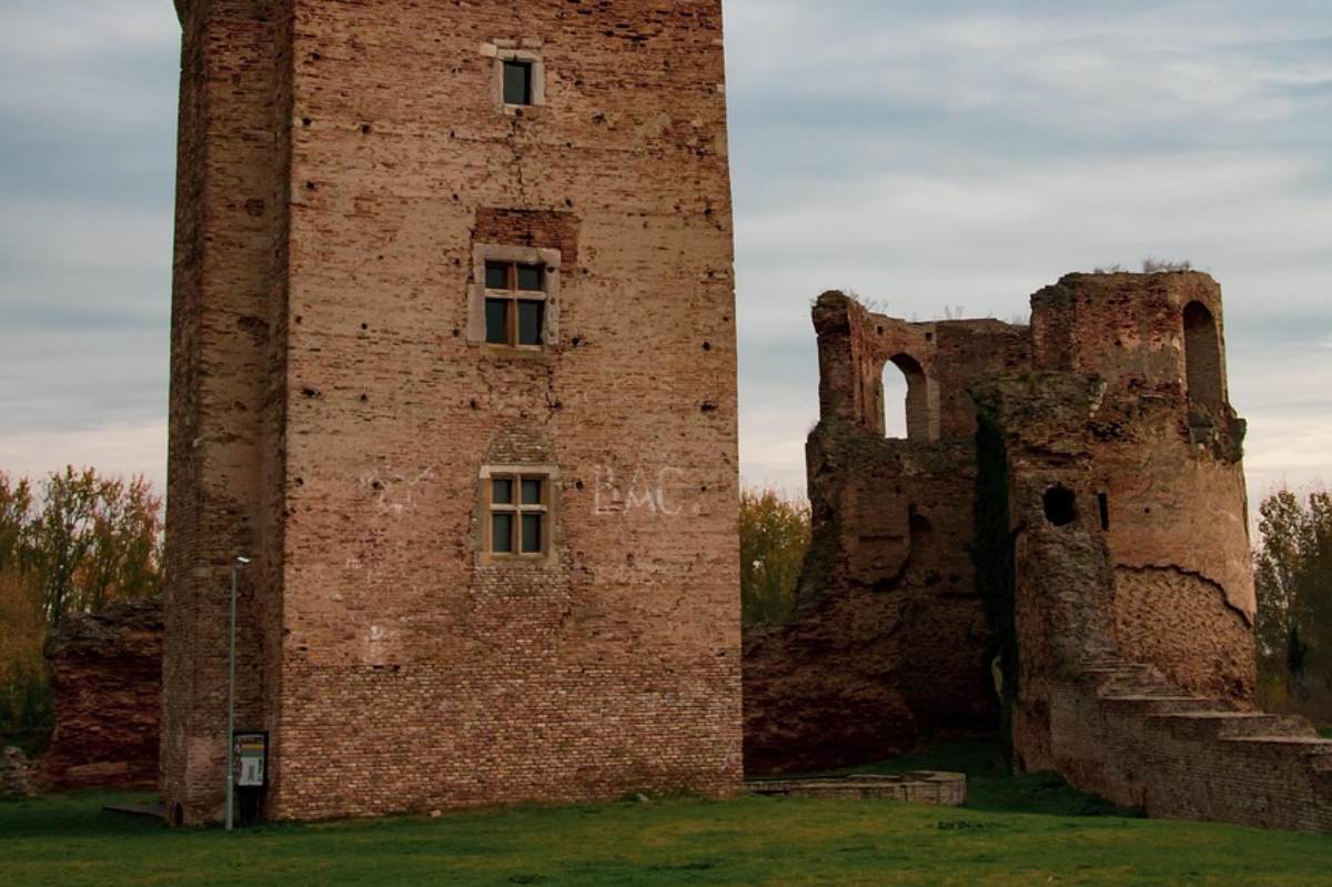 Histoire de la forteresse de Salses
